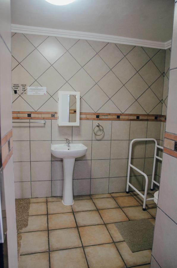 בוקסבורג Towers Lodge מראה חיצוני תמונה