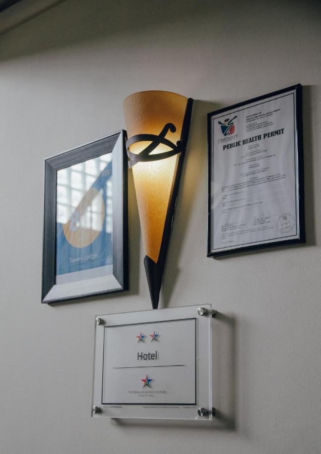 בוקסבורג Towers Lodge מראה חיצוני תמונה