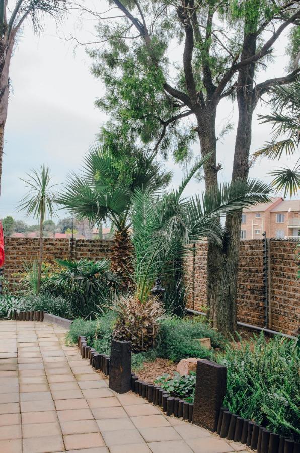 בוקסבורג Towers Lodge מראה חיצוני תמונה