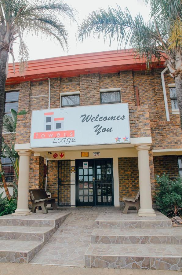 בוקסבורג Towers Lodge מראה חיצוני תמונה