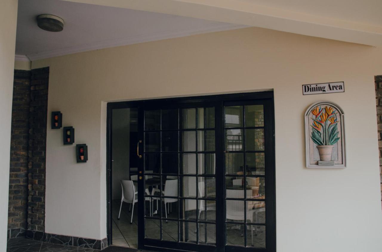 בוקסבורג Towers Lodge מראה חיצוני תמונה