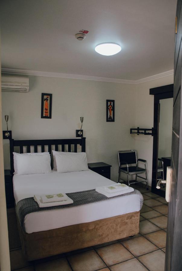 בוקסבורג Towers Lodge מראה חיצוני תמונה